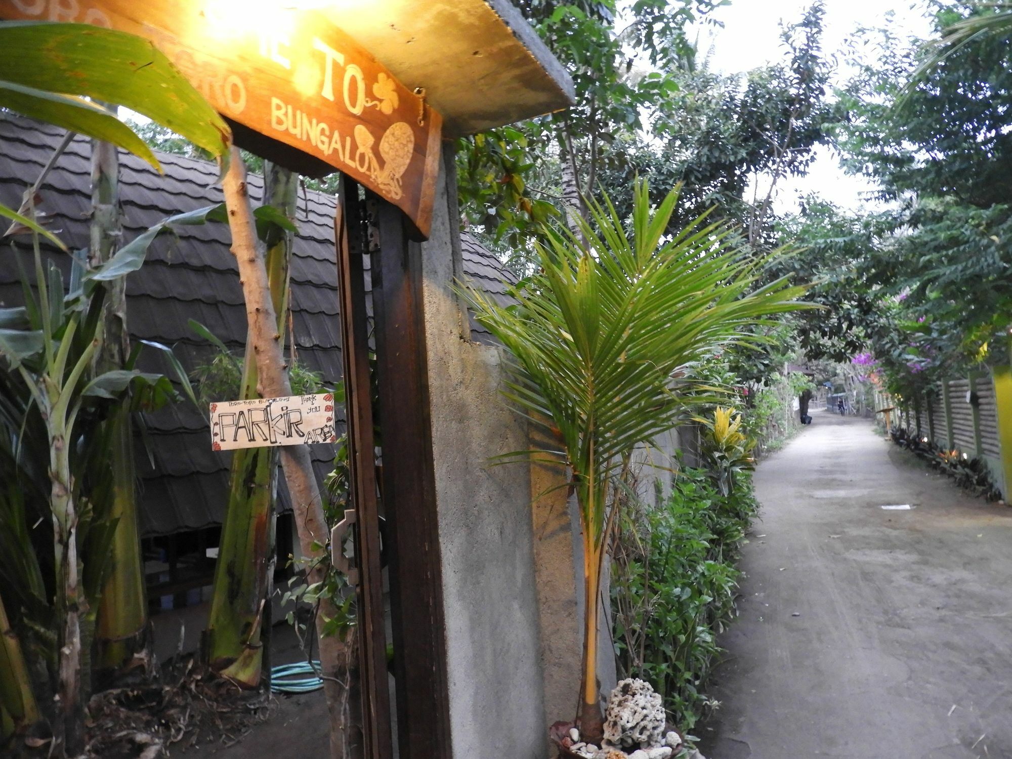 Toro Toro Bungalow Gili Air Exterior photo